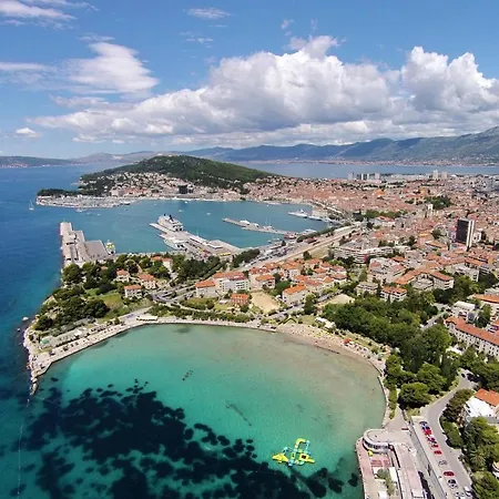 With Wifi - 20209 Split